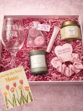Personalized Gift for Mom Mothers Day Custom Wine Glass Spa Box Gift Set